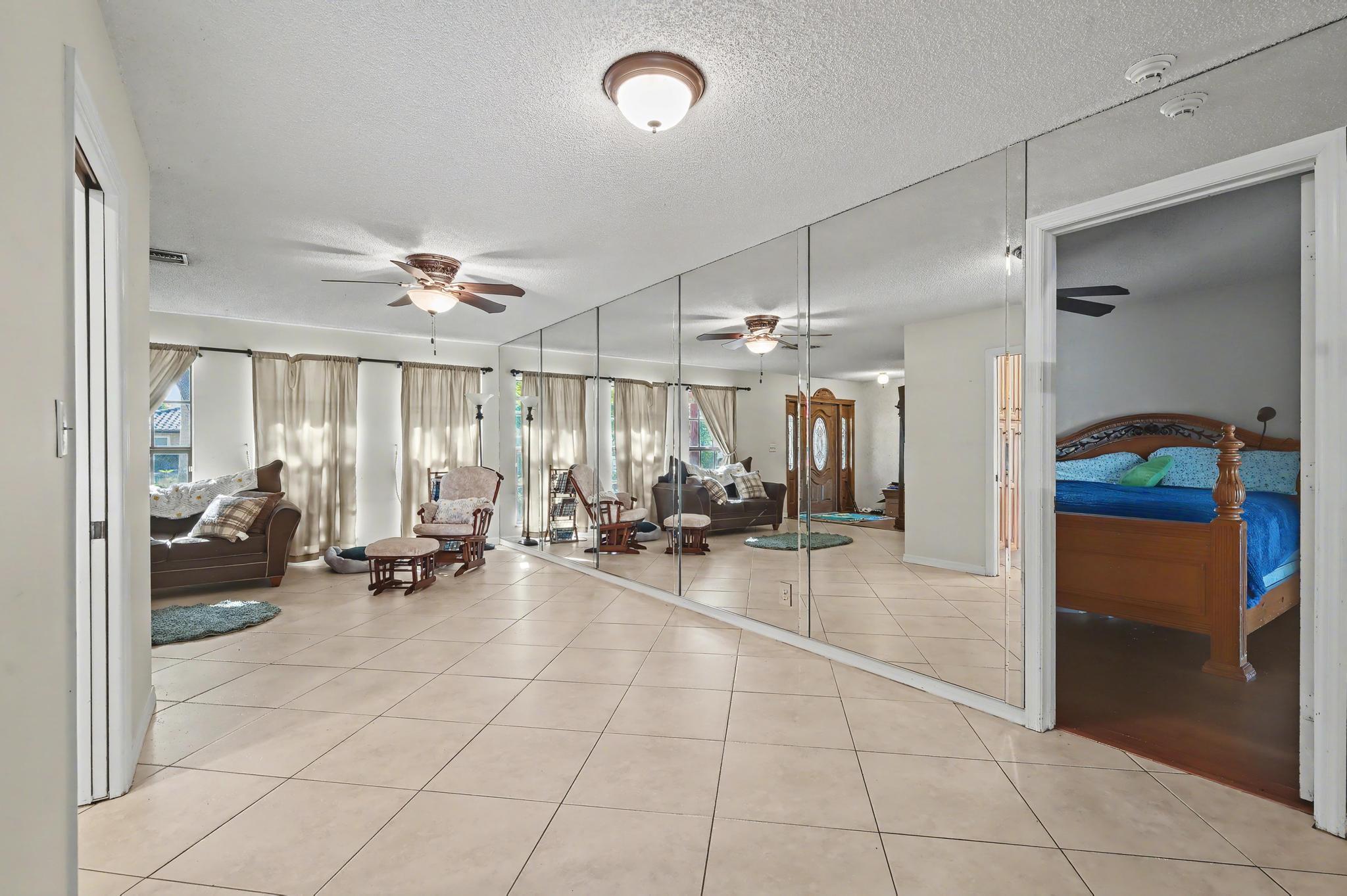 8231 NW 6th Court