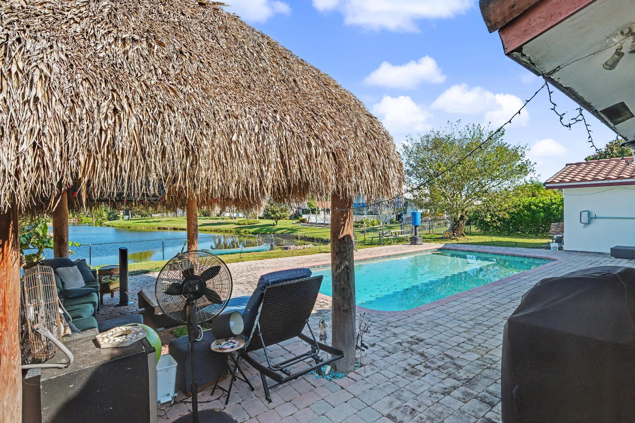 8231 NW 6th Court