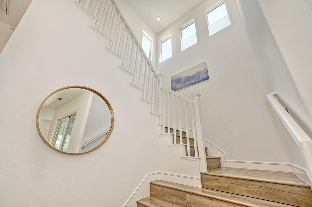 33 fischbacher Street