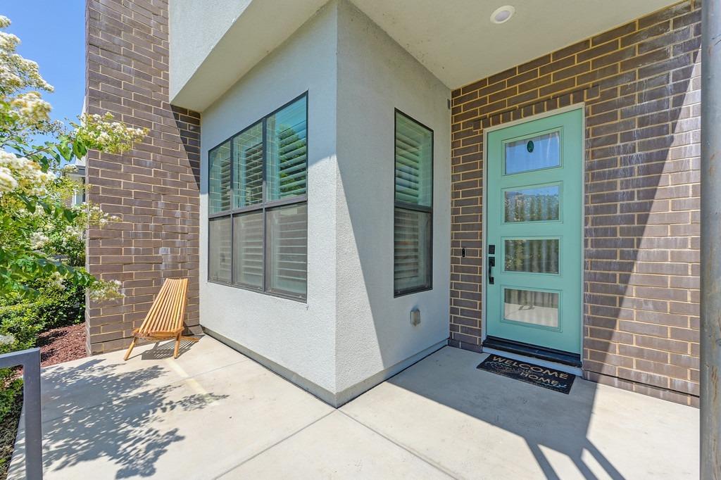 33 fischbacher Street