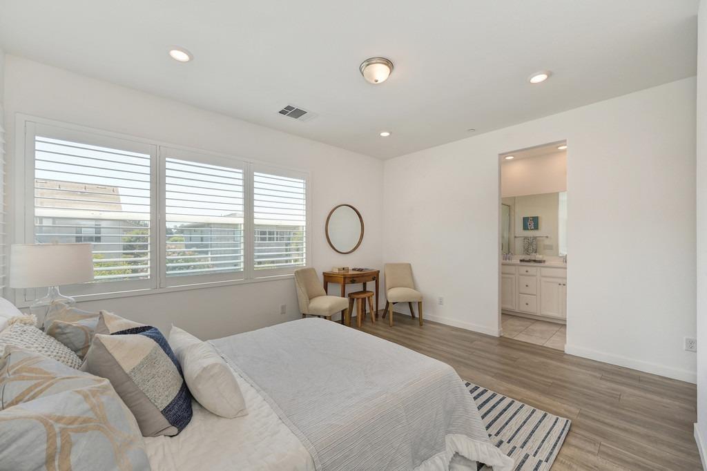 33 fischbacher Street