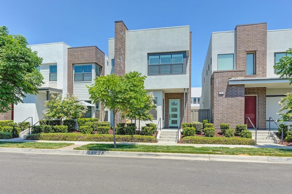 33 fischbacher Street