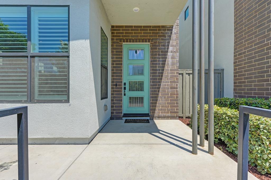 33 fischbacher Street