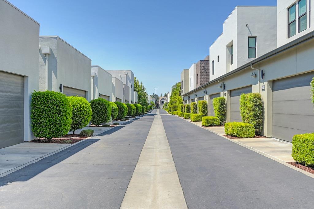 33 fischbacher Street