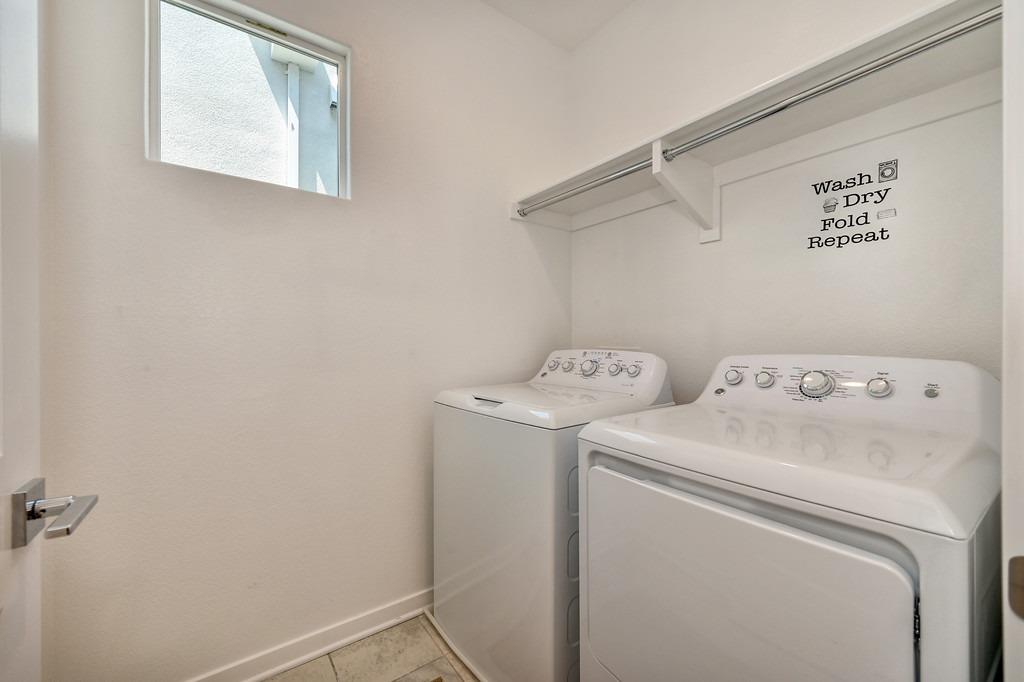 33 fischbacher Street