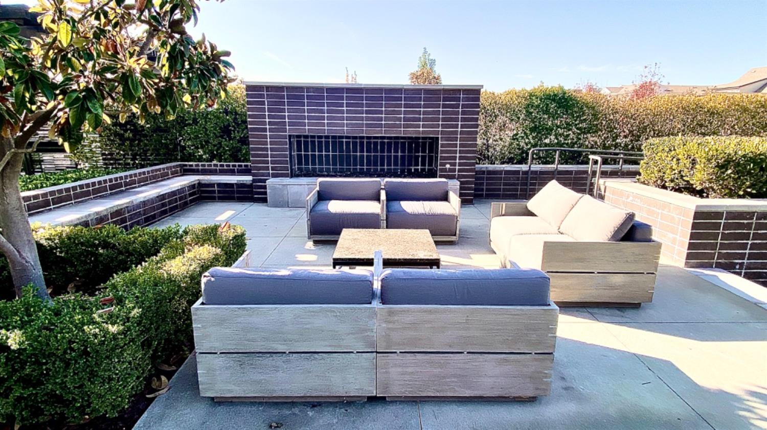 33 fischbacher Street