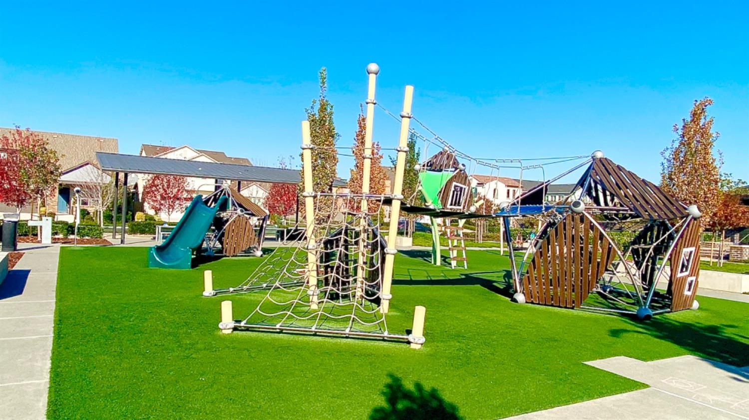 33 fischbacher Street