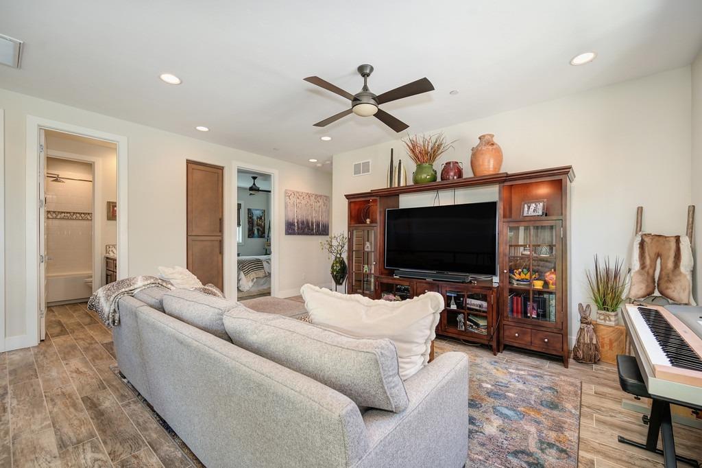 3142 Mckinley Village Way