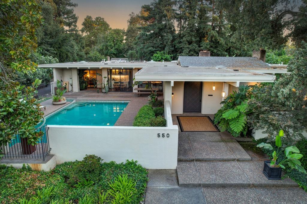 550 Rodante Way