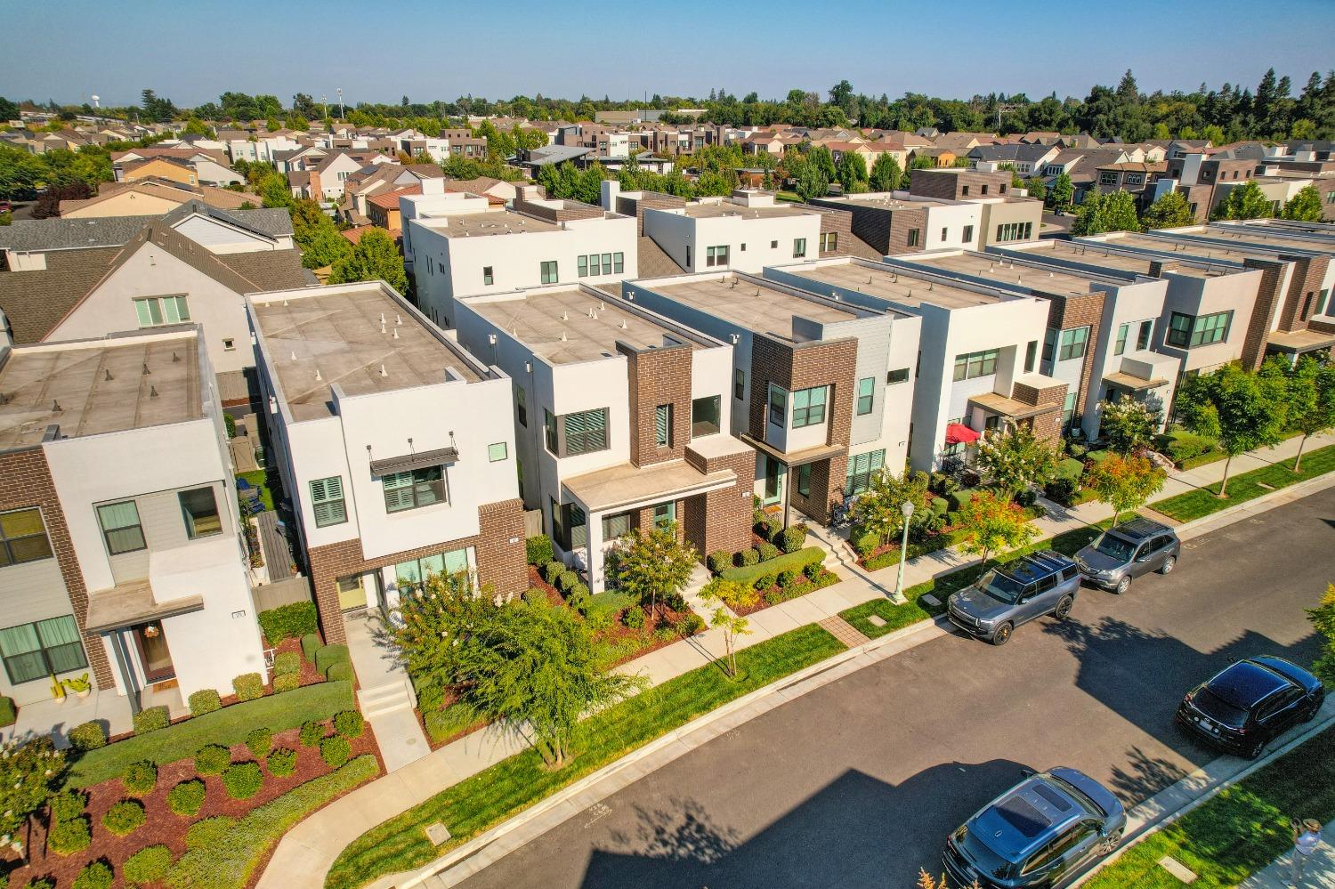 157 Fischbacher Street