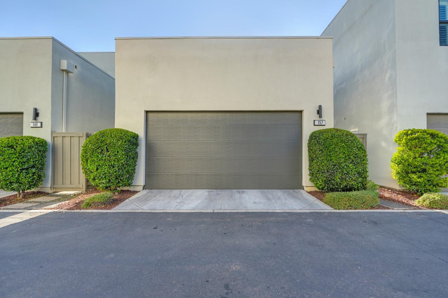 157 Fischbacher Street