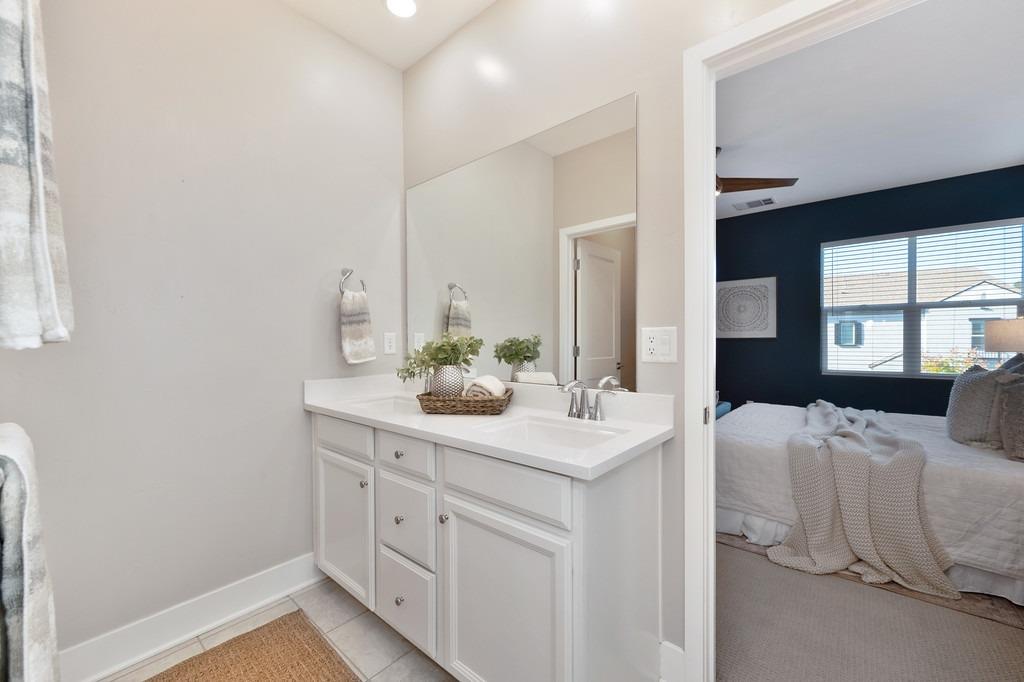 157 Fischbacher Street