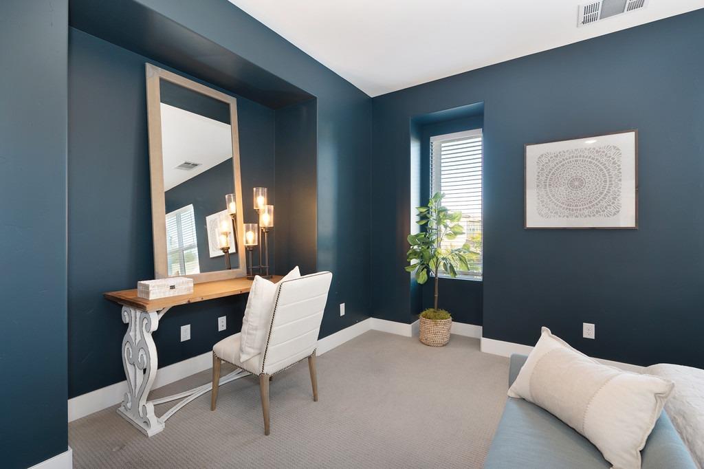 157 Fischbacher Street