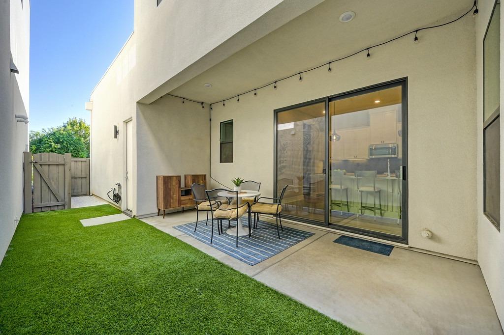 157 Fischbacher Street