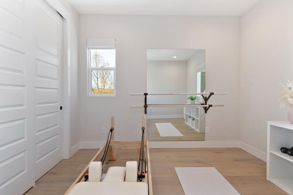 25 Larry Welden Street