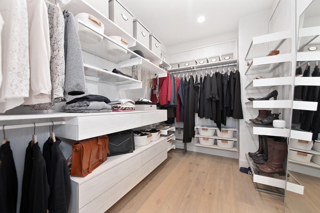 25 Larry Welden Street