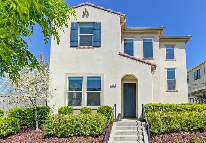 25 Larry Welden Street