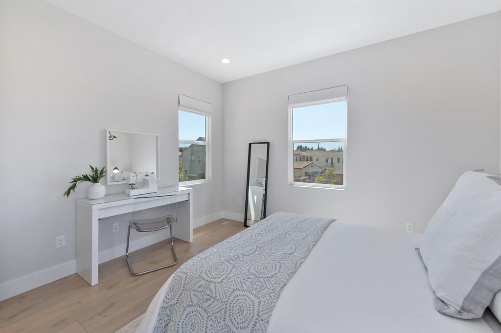 25 Larry Welden Street