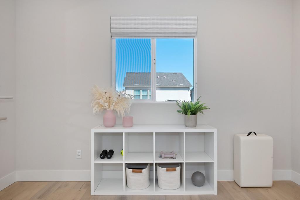 25 Larry Welden Street