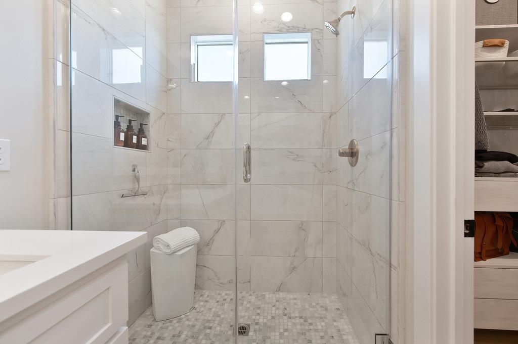 25 Larry Welden Street