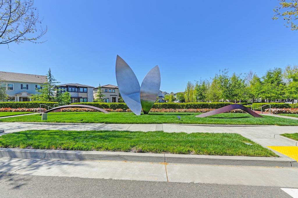 25 Larry Welden Street