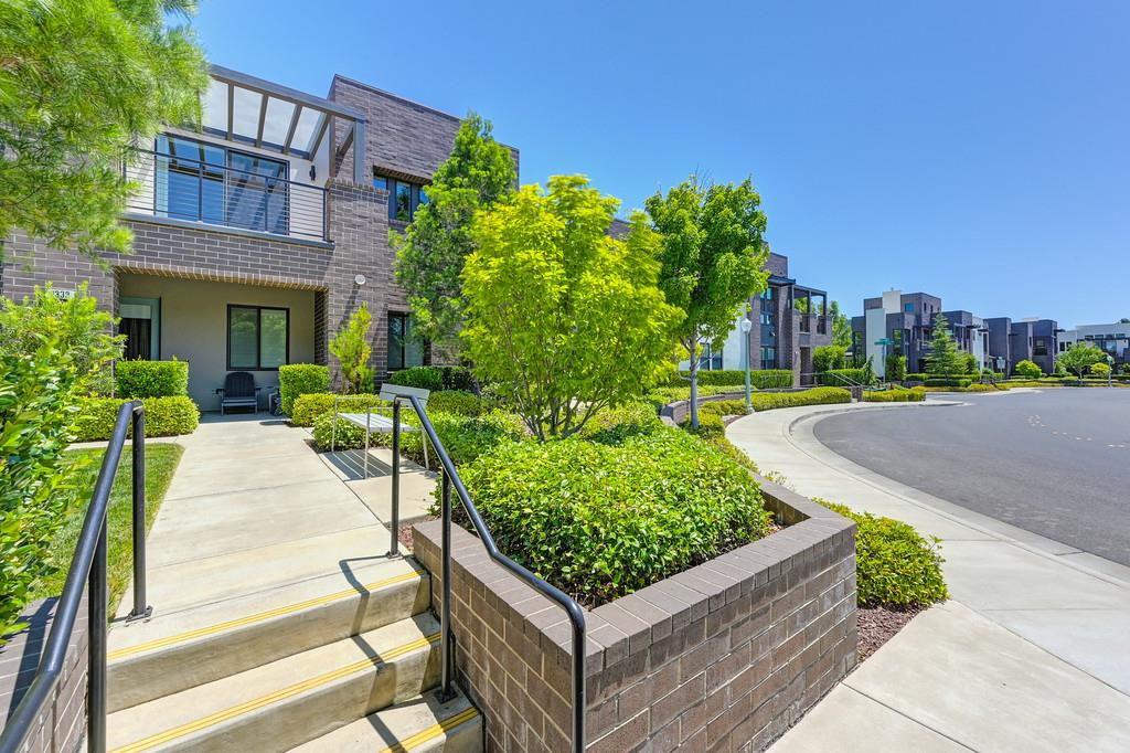 3335 Mckinley Village Way