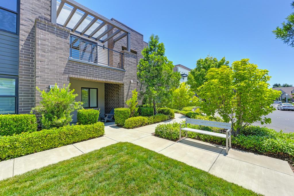 3335 Mckinley Village Way