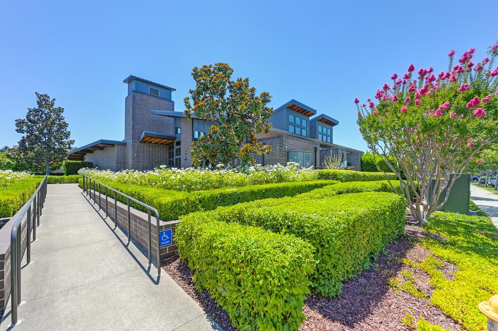 3335 Mckinley Village Way