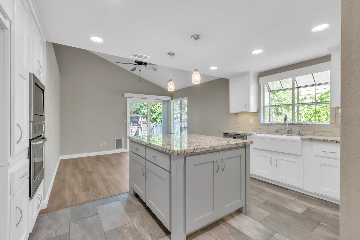 4407 Andrew Alan Lane