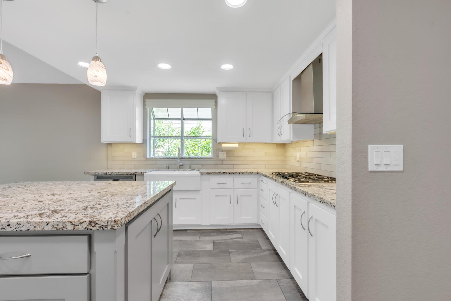 4407 Andrew Alan Lane