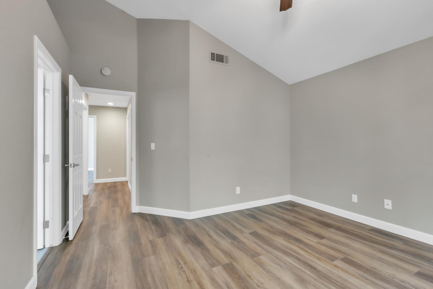 4407 Andrew Alan Lane