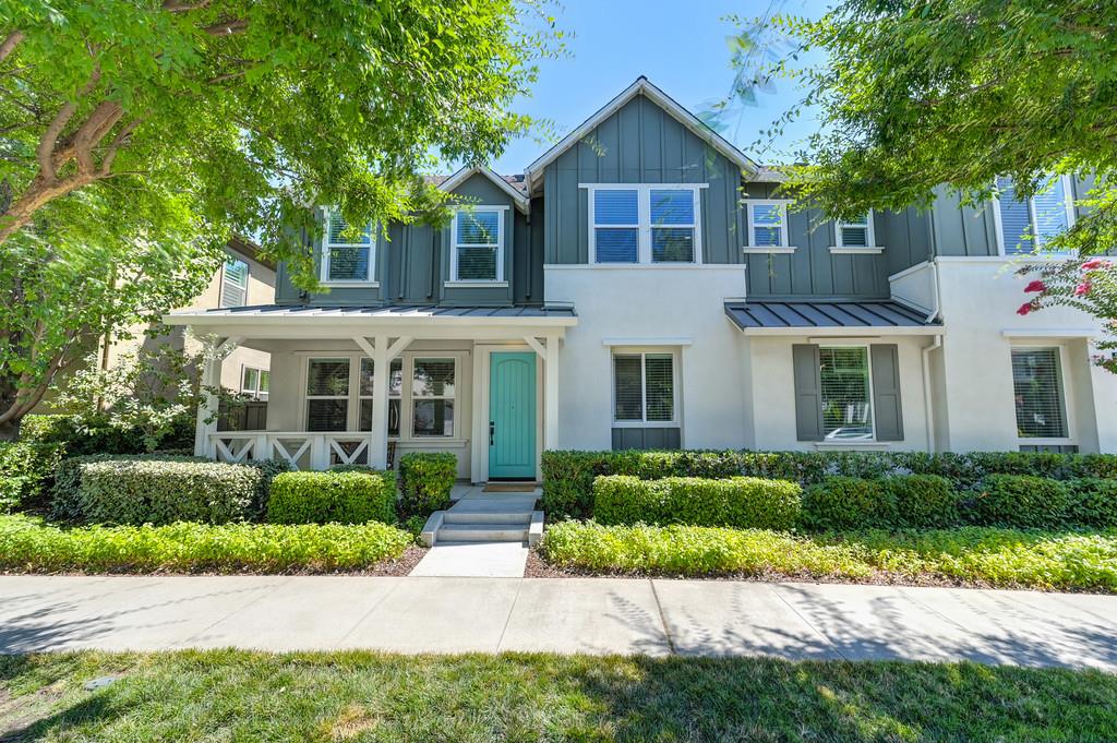 3330 Dullanty Way
