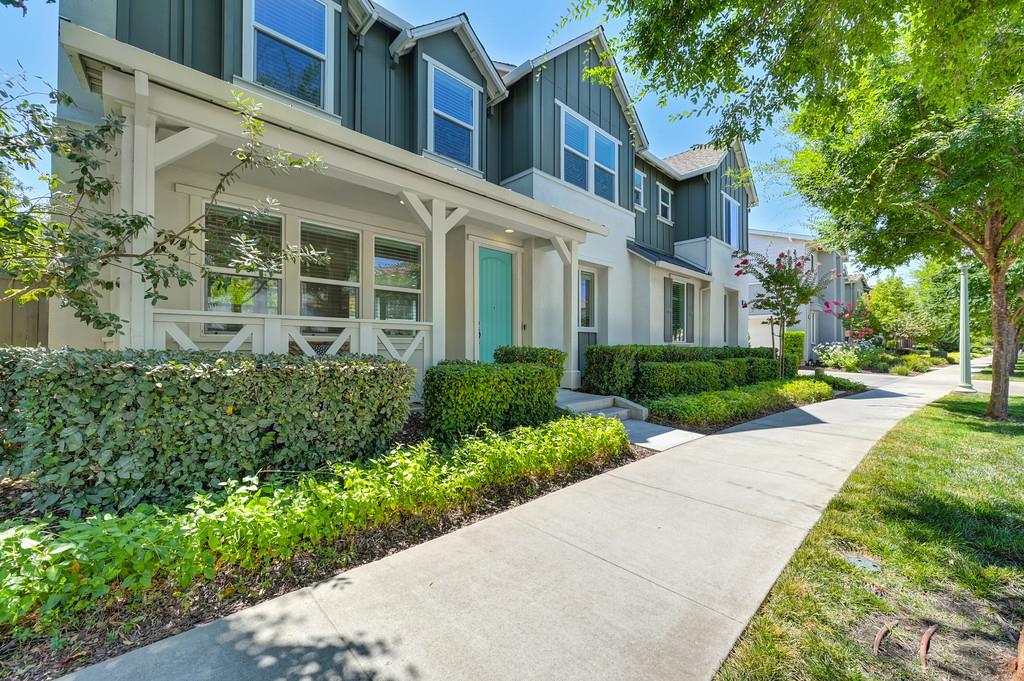 3330 Dullanty Way
