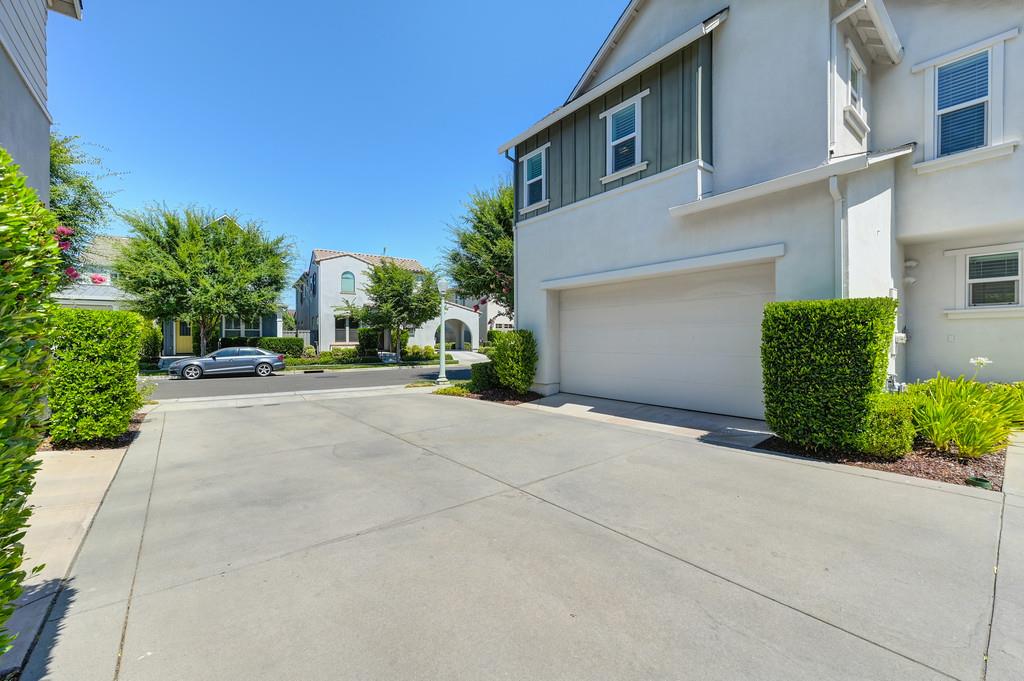 3330 Dullanty Way