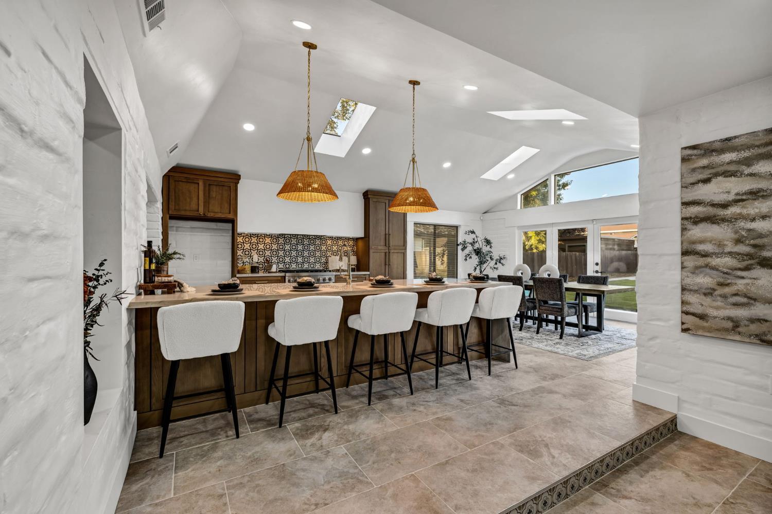 4313 Sierra Madre Drive