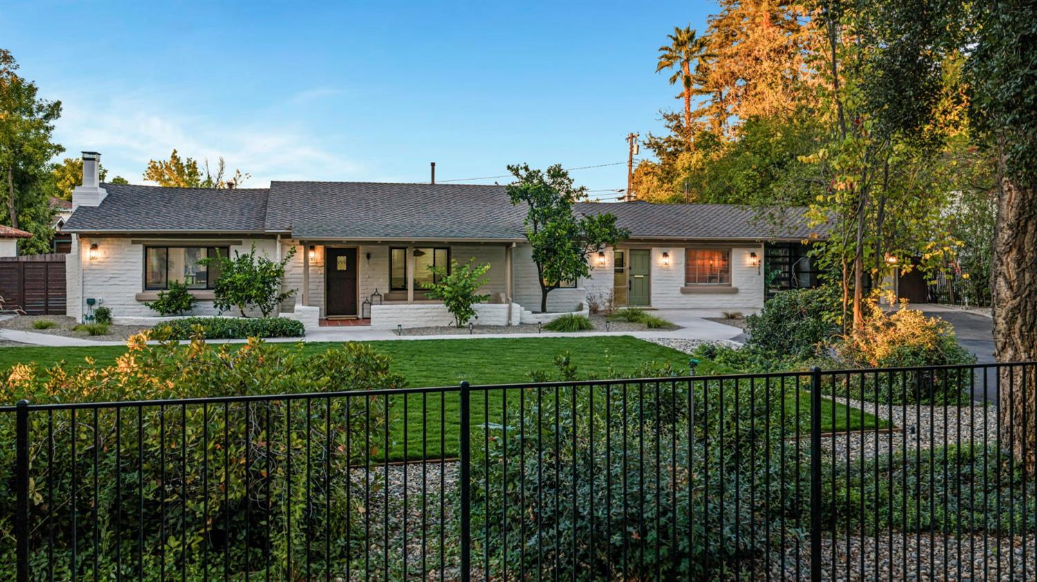 4313 Sierra Madre Drive