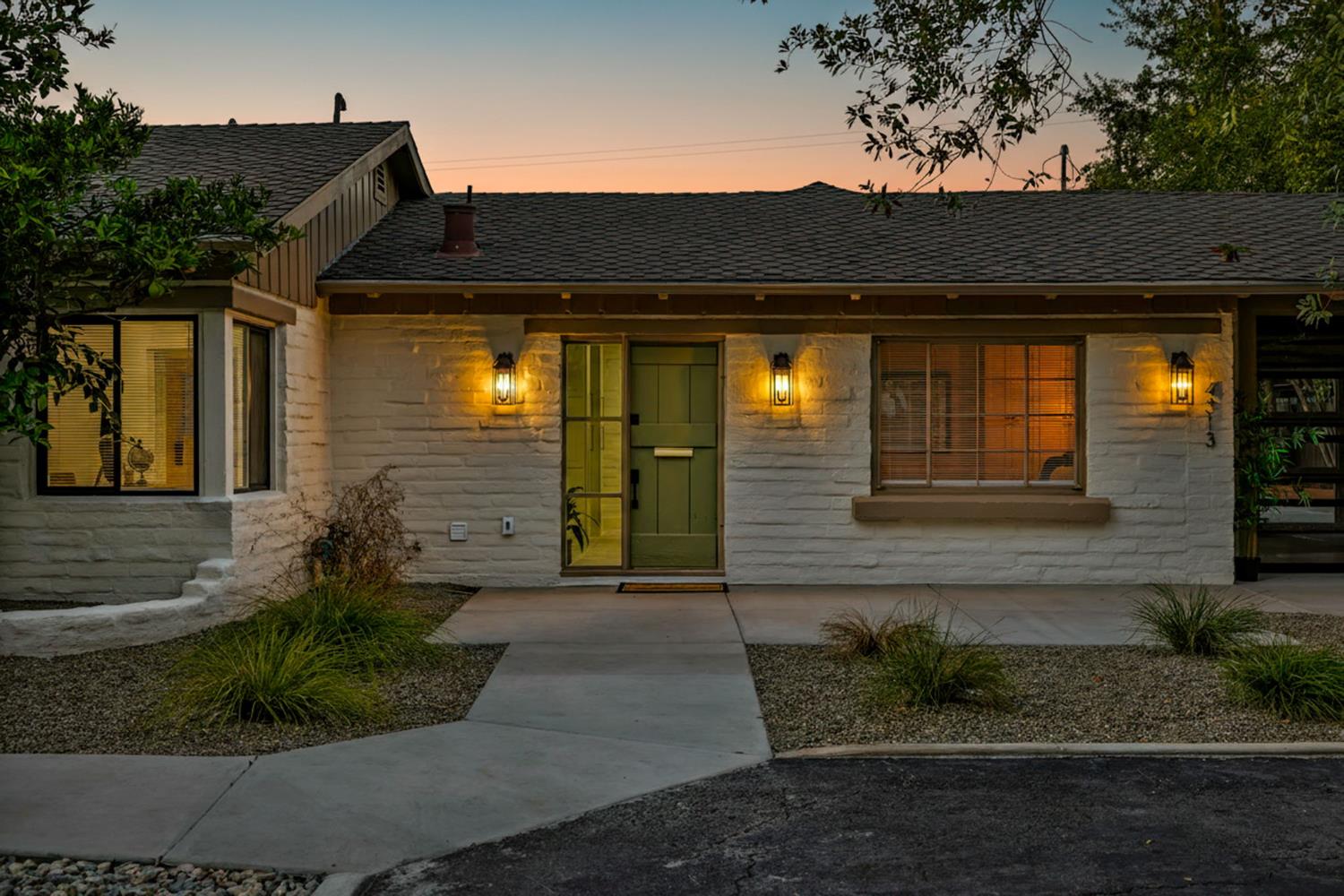 4313 Sierra Madre Drive