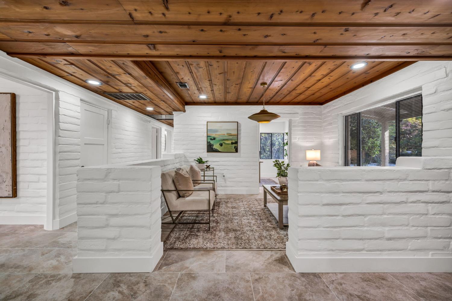 4313 Sierra Madre Drive