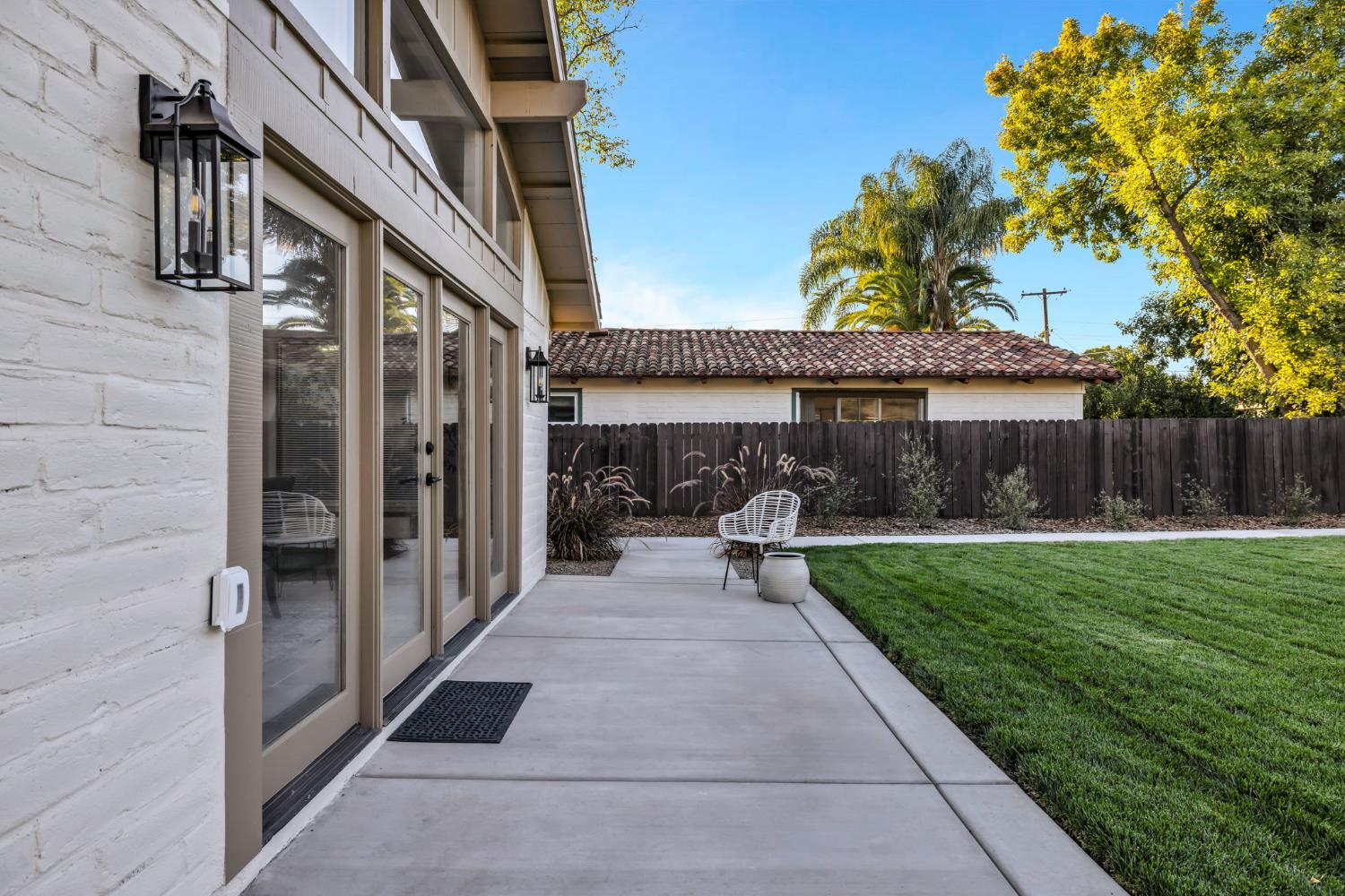 4313 Sierra Madre Drive