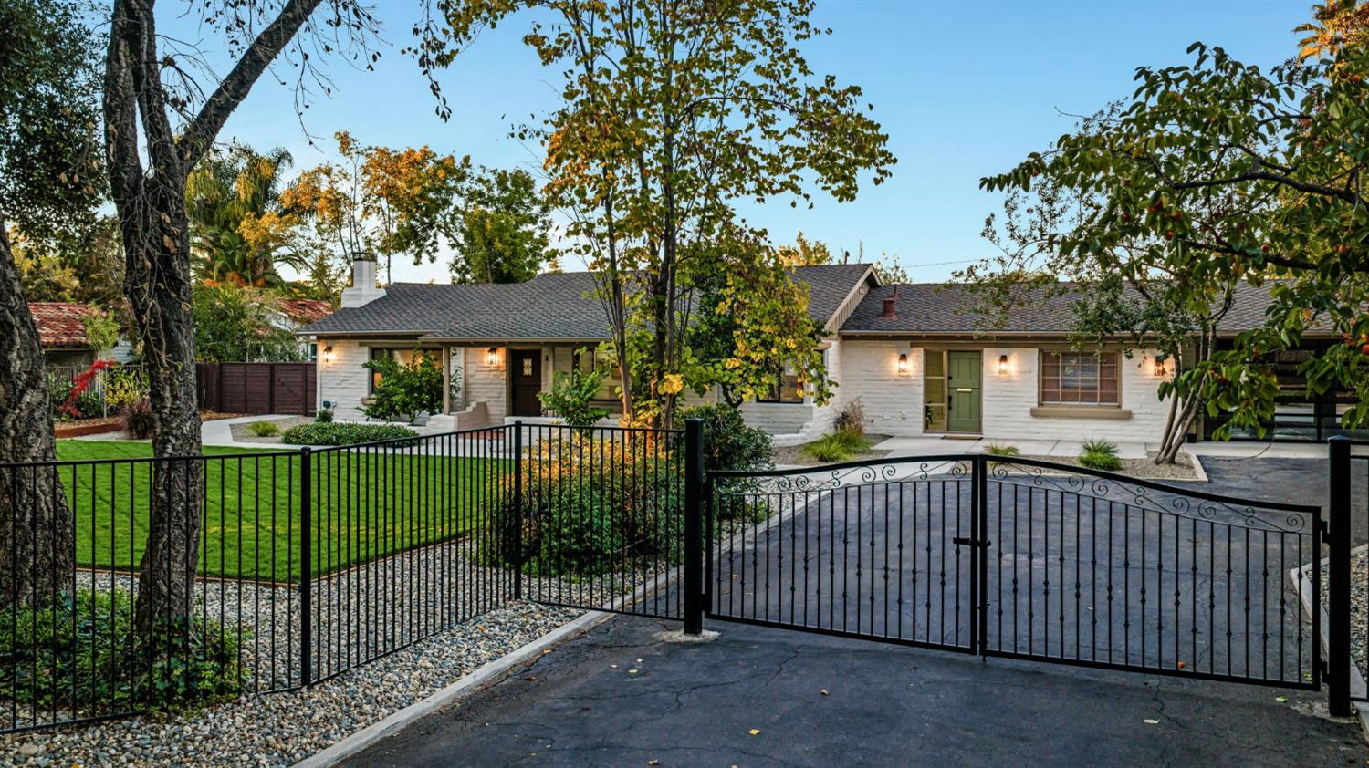 4313 Sierra Madre Drive