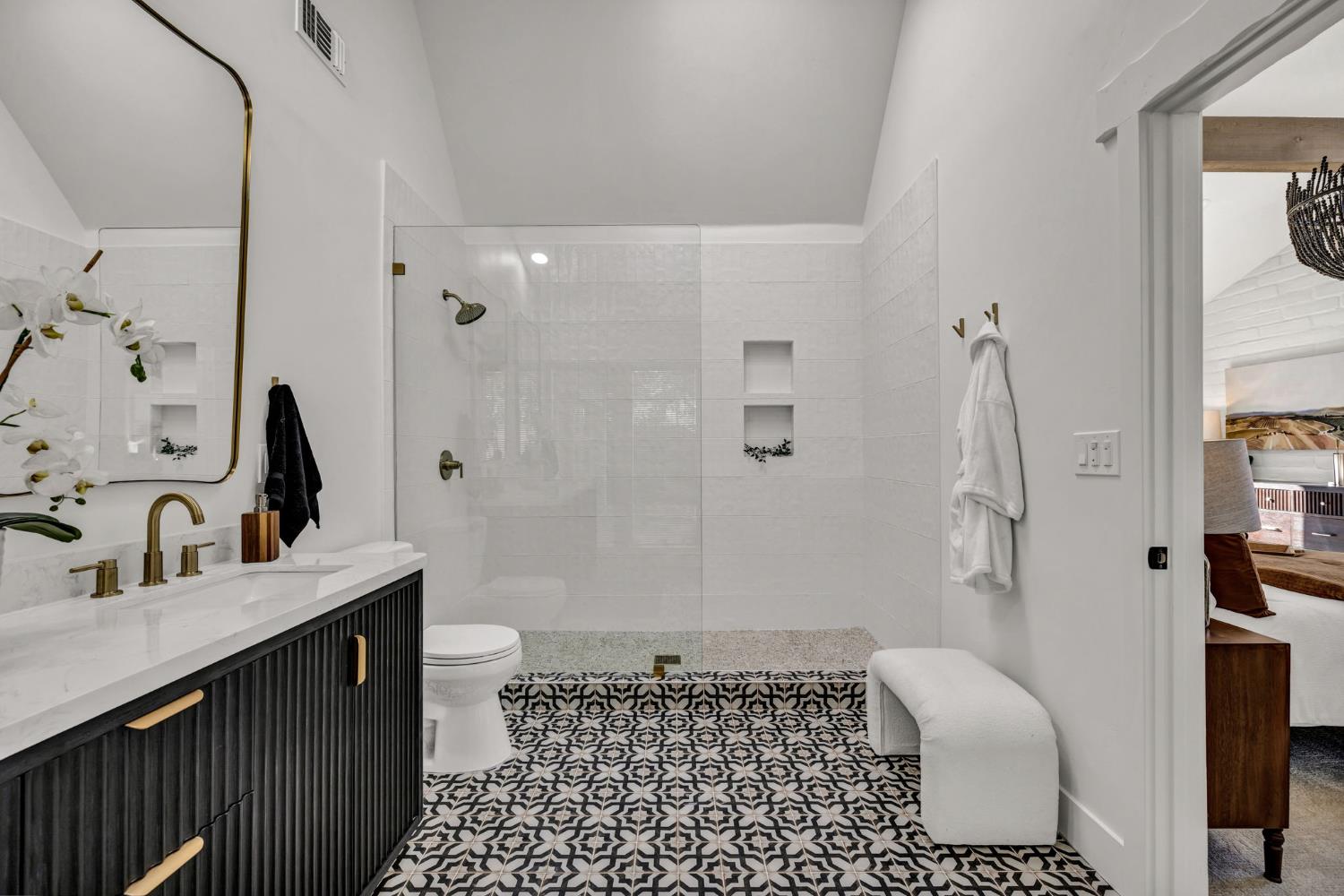 4313 Sierra Madre Drive