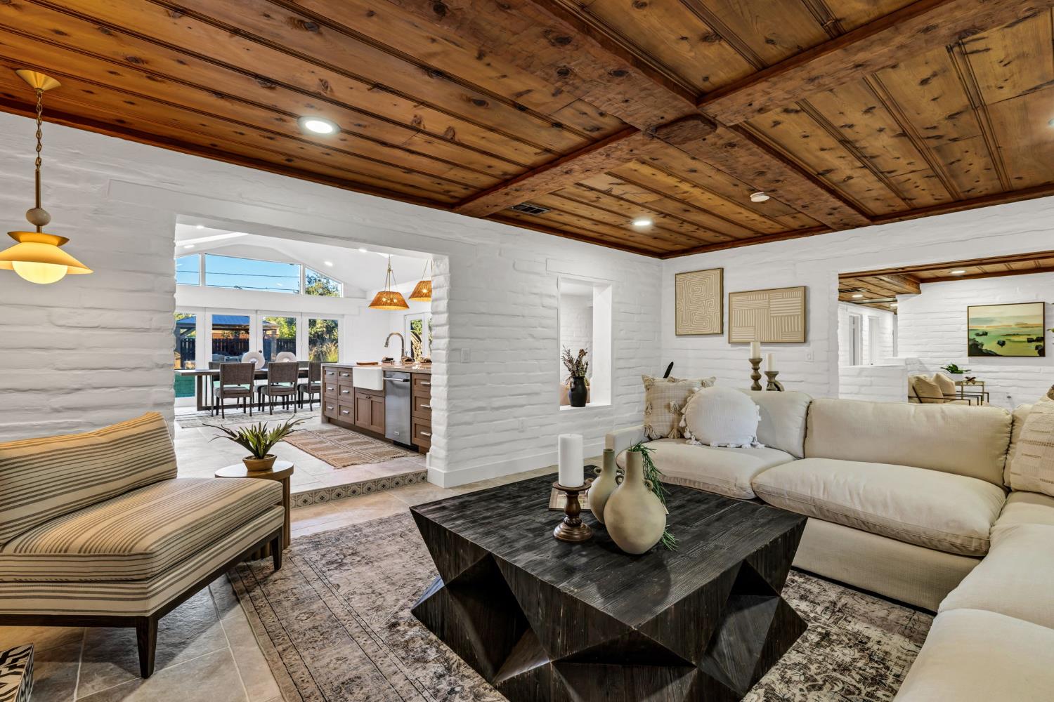 4313 Sierra Madre Drive