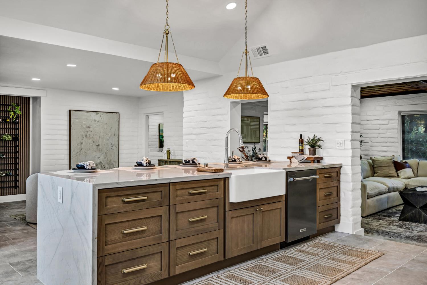 4313 Sierra Madre Drive