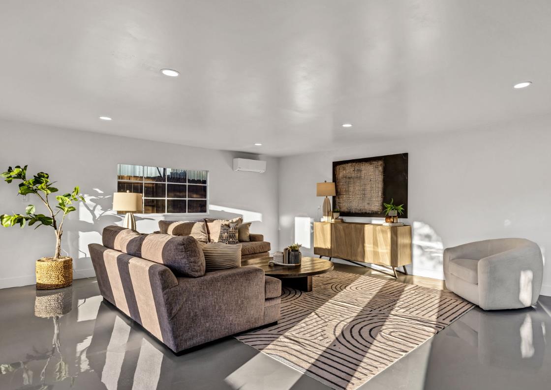 4313 Sierra Madre Drive