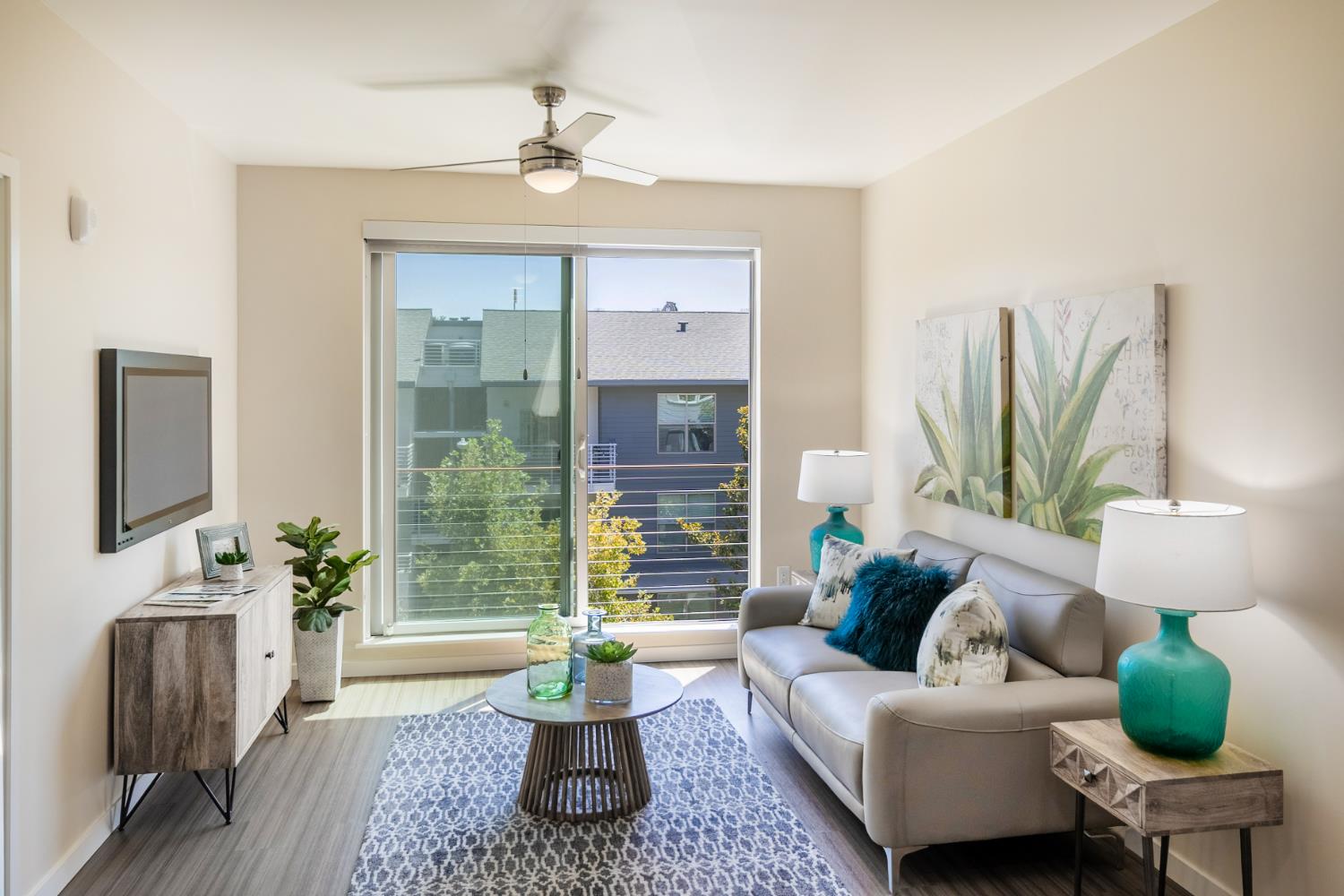330 G Street 309