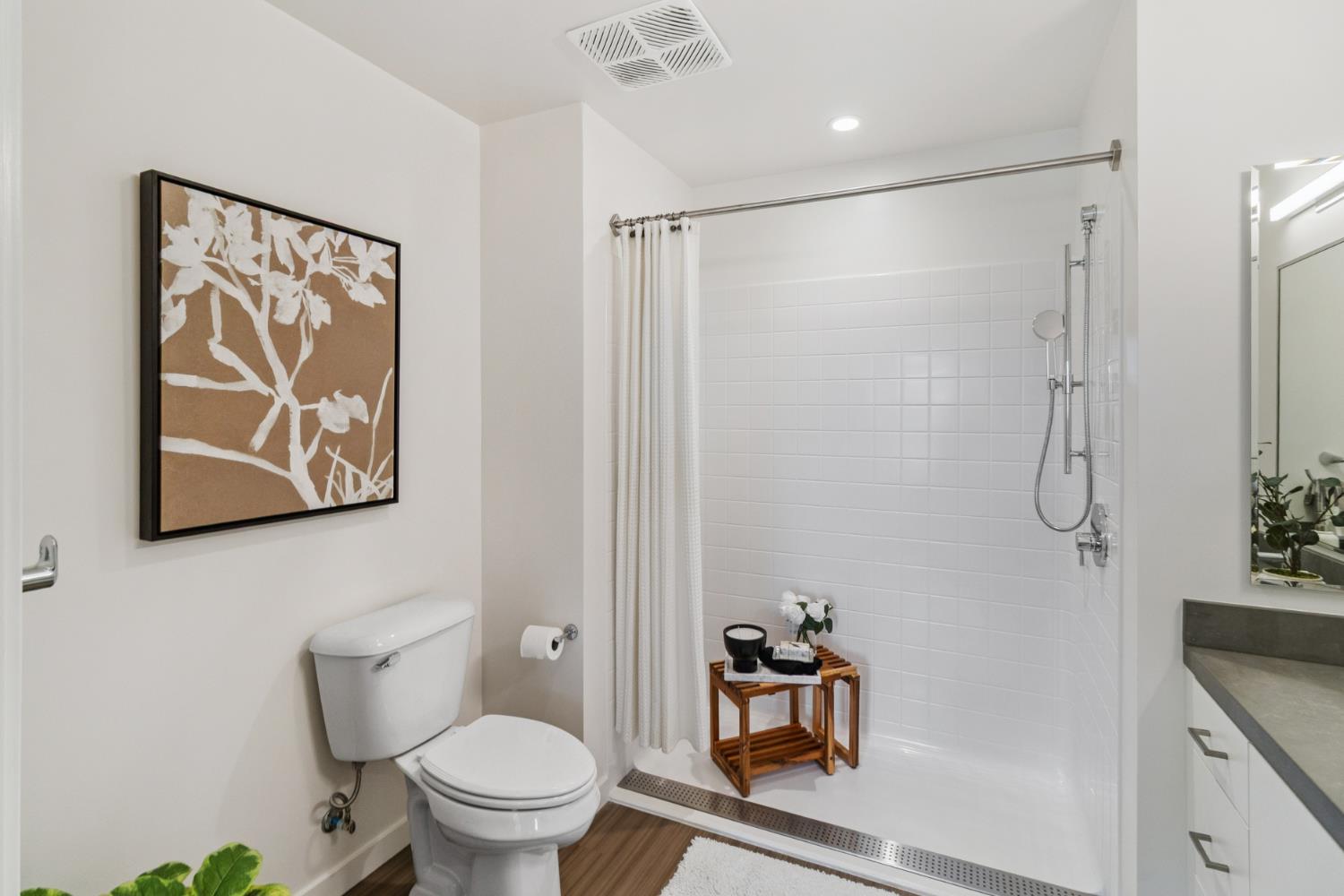 330 G Street 309