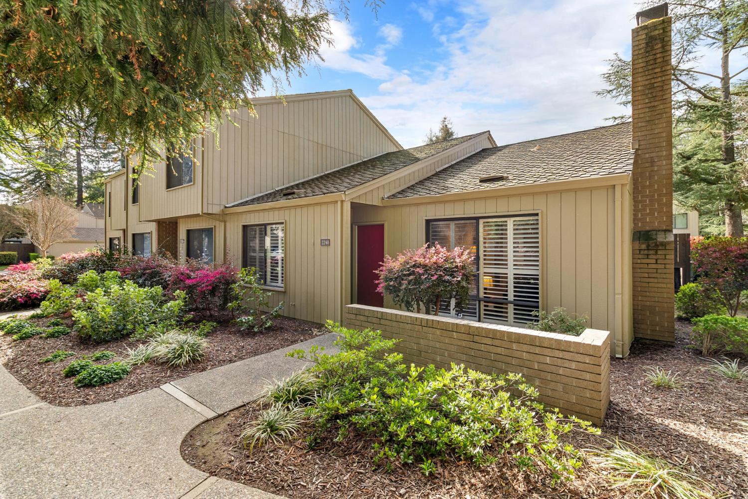 2240 Swarthmore Drive