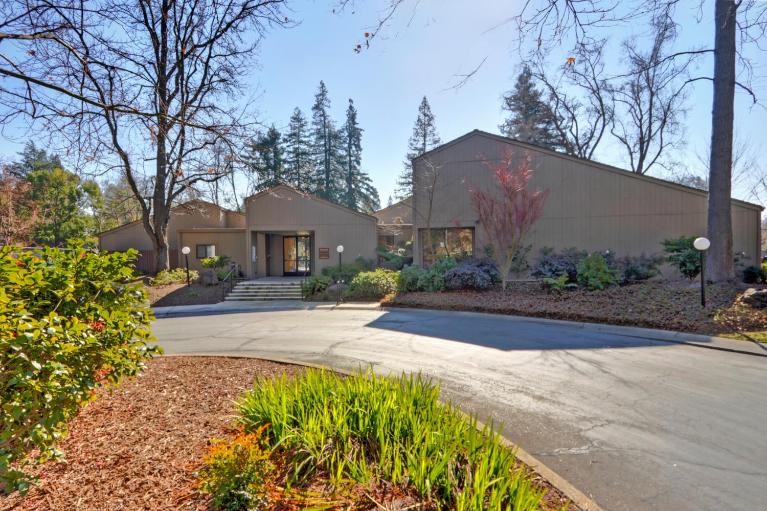 2240 Swarthmore Drive