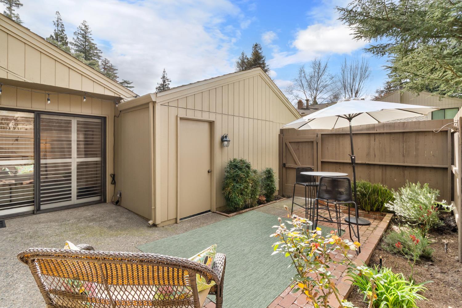 2240 Swarthmore Drive