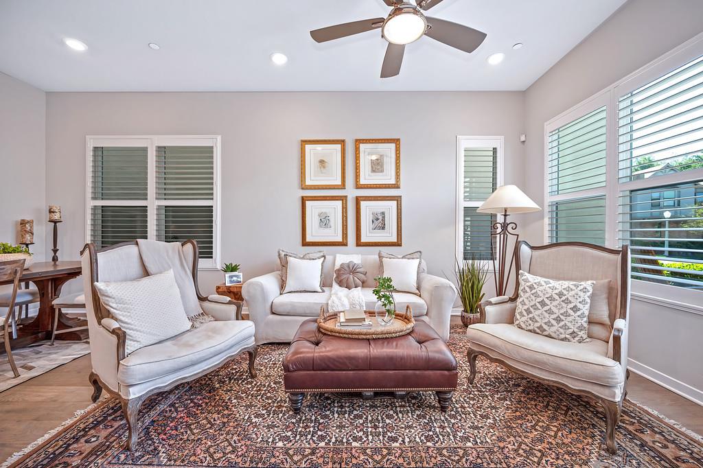 9 Fischbacher Street